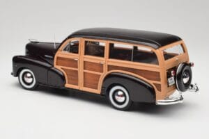 Chevrolet Fleetmaster Woody Must & Wood Panels Maisto 1:18 43697545B Metall - pilt 7/8