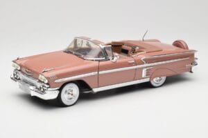 Chevrolet Impala Kabriolett Pruun Motormax 1:18 73112 Metall