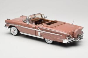 Chevrolet Impala Kabriolett Pruun Motormax 1:18 73112 Metall - pilt 7/8