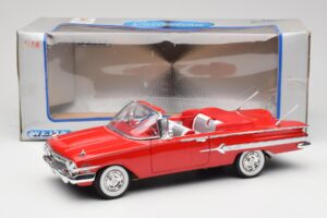 Chevrolet Impala Kabriolett Punane Welly 1:18 9864W Metall - pilt 8/8