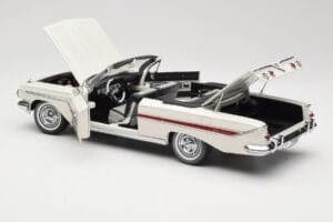 Chevrolet Impala Kabriolett Valge Sun Star 1:18 3405 Metall - pilt 5/8