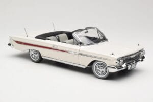 Chevrolet Impala Kabriolett Valge Sun Star 1:18 3405 Metall - pilt 6/8