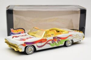 Chevrolet Impala Lowrider White Metallic Hot Wheels 1:18 27635 Metall - pilt 8/8