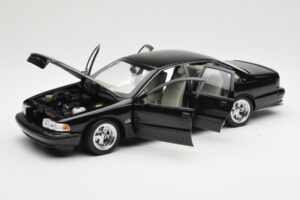 Chevrolet Impala SS Must AUTOart 1:18 71091 Metall - pilt 2/8