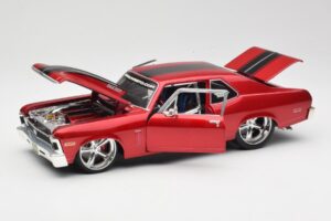 Chevrolet Nova SS Coupe Punane Maisto 1:18 31083-M1 Metall - pilt 2/8