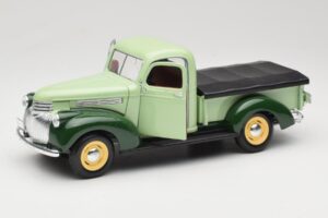 Chevrolet Pickup Roheline Solido 1:18 8063 Metall - pilt 2/8