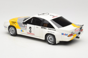 Opel Manta 400 Group B Rally Tour de Corse 1984 Chevrolet G30 Hooldusbussiga Otto 1:18 OT491 Vaik - pilt 12/13