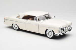 Chrysler 300B Valge Maisto 1:18 531897 Metall - pilt 6/8