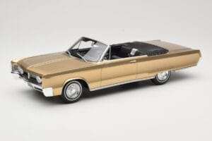 Chrysler Newport Kabriolett Gold Metallic BoS Models 1:18 BOS273 Vaik