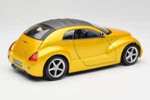 Chrysler Pronto Cruizer Kuld Maisto 1:18 37800 Metall - pilt 3/8