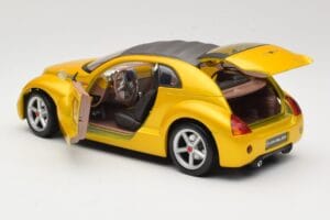 Chrysler Pronto Cruizer Kuldne Maisto 1:18 50338 Metall - pilt 5/8