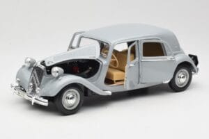 Citroen 15CV 6 Cyl Hall Maisto 1:18 50313 Metall - pilt 2/8