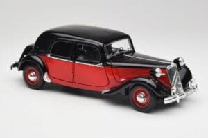 Citroen 15CV 6 Cyl Must & Punane Valmy Maisto 1:18 56009 Metall - pilt 6/8