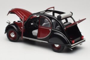 Citroen 2CV Charleston Punane Minichamps 1:18 150111501 Metall - pilt 5/8
