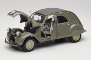 Citroen 2CV Roheline Maisto 1:18 50289 Metall - pilt 2/8