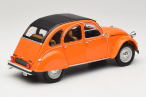 Citroen 2CV Oranž Minichamps 1:18 150111504 Metall - pilt 3/8