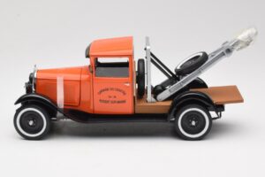 Citroen C4 Depanneuse Oranž Solido 1:18 118800-00 Metall - pilt 4/8