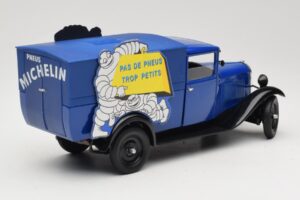 Citroen C4 F Pas de Pneus Trop Petit Sinine Solido 1:18 151235-00 Metall - pilt 3/8