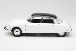 Citroen DS Berline Blanc Meije Solido 1:18 8033 Metall - pilt 4/8