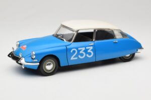 Citroen DS #233 Rally Sinine Solido 1:18 8034 Metall