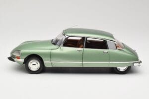 Citroen DS23 Pallas Roheline Norev 1:18 181570 Metall - pilt 4/8