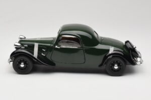 Citroen Traction Avant 11 Coupe Roheline Solido 1:18 8179 Metall - pilt 4/8
