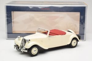 Citroen Traction Avant 11B Kabriolett Kreemjas Norev 1:18 181440 Metall - pilt 6/6