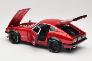 Datsun 240Z S30 Punane Maisto 1:18 32611 Metall - pilt 5/8