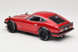 Datsun 240Z S30 Punane Maisto 1:18 32611 Metall - pilt 7/8