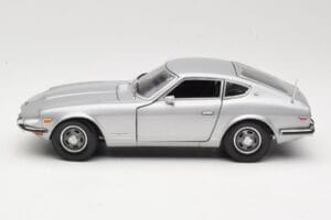 Datsun 240Z S30 Hõbedane Sun Star 1:18 3503 Metall - pilt 4/8