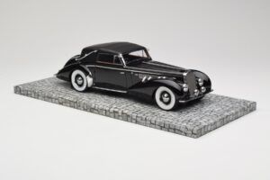 Delage D8-120 Kabriolett Must Minichamps 1:18 107115131 Metall - pilt 4/6