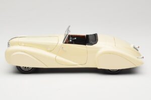 Delahaye Kabriolett Kreemjas Guiloy 1:18 68580 Metall - pilt 4/8