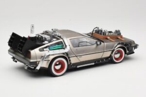 DeLorean DMC-12 Back to the Future Part III Sun Star 1:18 2712 Metall - pilt 3/8