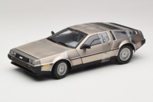 DeLorean DMC-12 Hõbedane Sun Star 1:18 2703 Metall