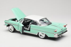 DeSoto Adventurer Roheline American Mint 1:18 92738 Metall - pilt 5/8