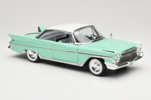 DeSoto Adventurer Roheline American Mint 1:18 92738 Metall - pilt 6/8