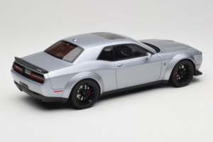 Dodge Challenger SRT Hellcat Redeye Hõbedane GT Spirit 1:18 GT226 Vaik - pilt 2/6