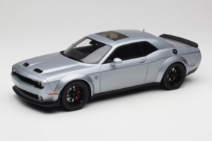 Dodge Challenger SRT Hellcat Redeye Hõbedane GT Spirit 1:18 GT226 Vaik