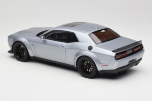 Dodge Challenger SRT Hellcat Redeye Hõbedane GT Spirit 1:18 GT226 Vaik - pilt 5/6