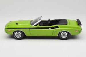 Dodge Challenger Kabriolett Roheline Greenlight 1:18 12803-06G Metall - pilt 4/8