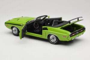 Dodge Challenger Kabriolett Roheline Greenlight 1:18 12803-06G Metall - pilt 5/8