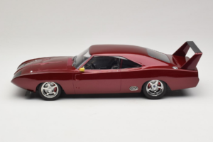 Dodge Charger Daytona Fast & Furious Dom's Car GreenLight 1:18 19003 Metall - pilt 3/6