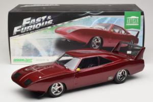 Dodge Charger Daytona Fast & Furious Dom's Car GreenLight 1:18 19003 Metall - pilt 6/6