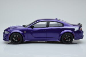 Dodge Charger Super Bee Lilla GT Spirit 1:18 GT895 Vaik - pilt 3/6