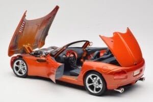 Dodge Concept Vehicle Oranž Maisto 1:18 50323 Metall - pilt 5/8
