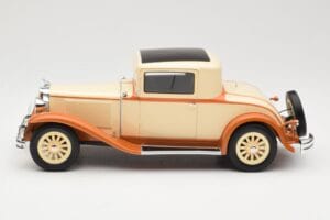 Dodge Eight DG Coupe Beež BoS Models 1:18 BOS289 Vaik - pilt 3/6