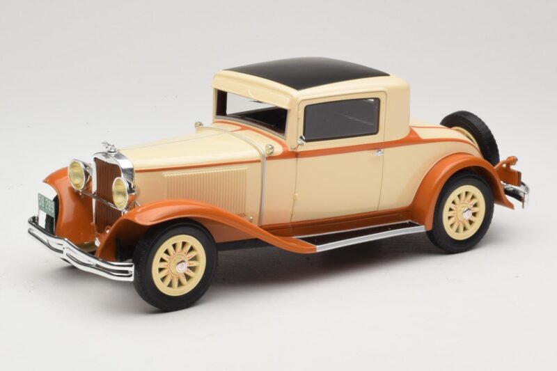 Dodge Eight DG Coupe Beež BoS Models 1:18 BOS289 Vaik