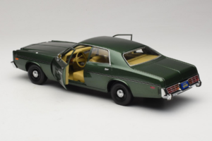 Dodge Monaco Roheline Hunter GreenLight 1:18 19045 Metall - pilt 5/8