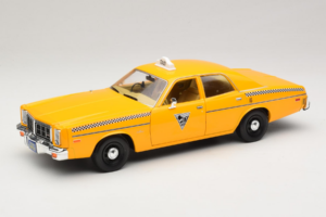 Dodge Monaco Taxi Rocky III GreenLight 1:18 19111 Metall