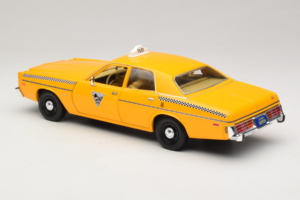 Dodge Monaco Taxi Rocky III GreenLight 1:18 19111 Metall - pilt 7/8